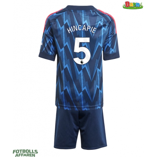 Arsenal Piero Hincapie #5 Bortaställ Barn 2025-26 Kortärmad (+ Korta byxor)